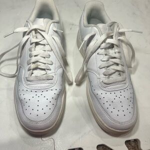 Classic White Men's Sneakers